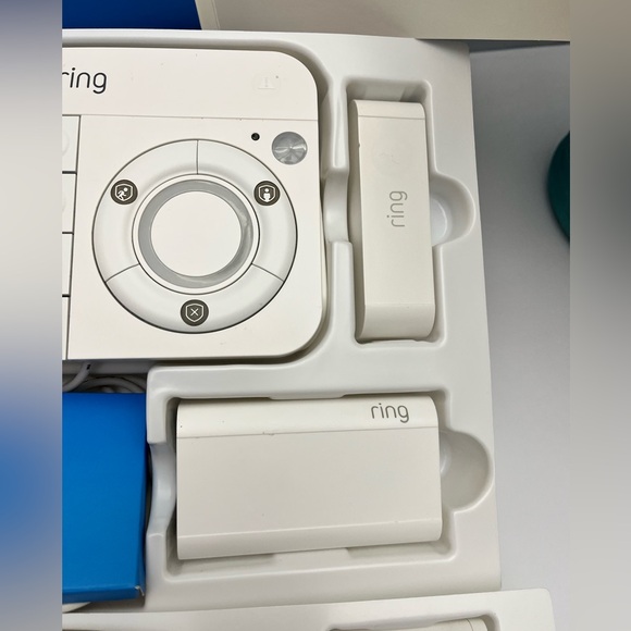 New w/box Ring Alarm 5 Piece Kit Wireless Home Security System(See description) - Picture 5 of 9